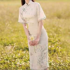 Chinese traditional clothing- QiPao